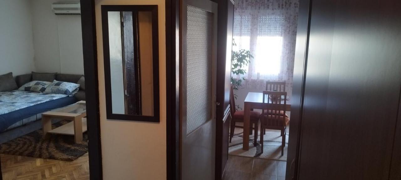 Apartman Lena อารันเยโลวัคส์ ภายนอก รูปภาพ